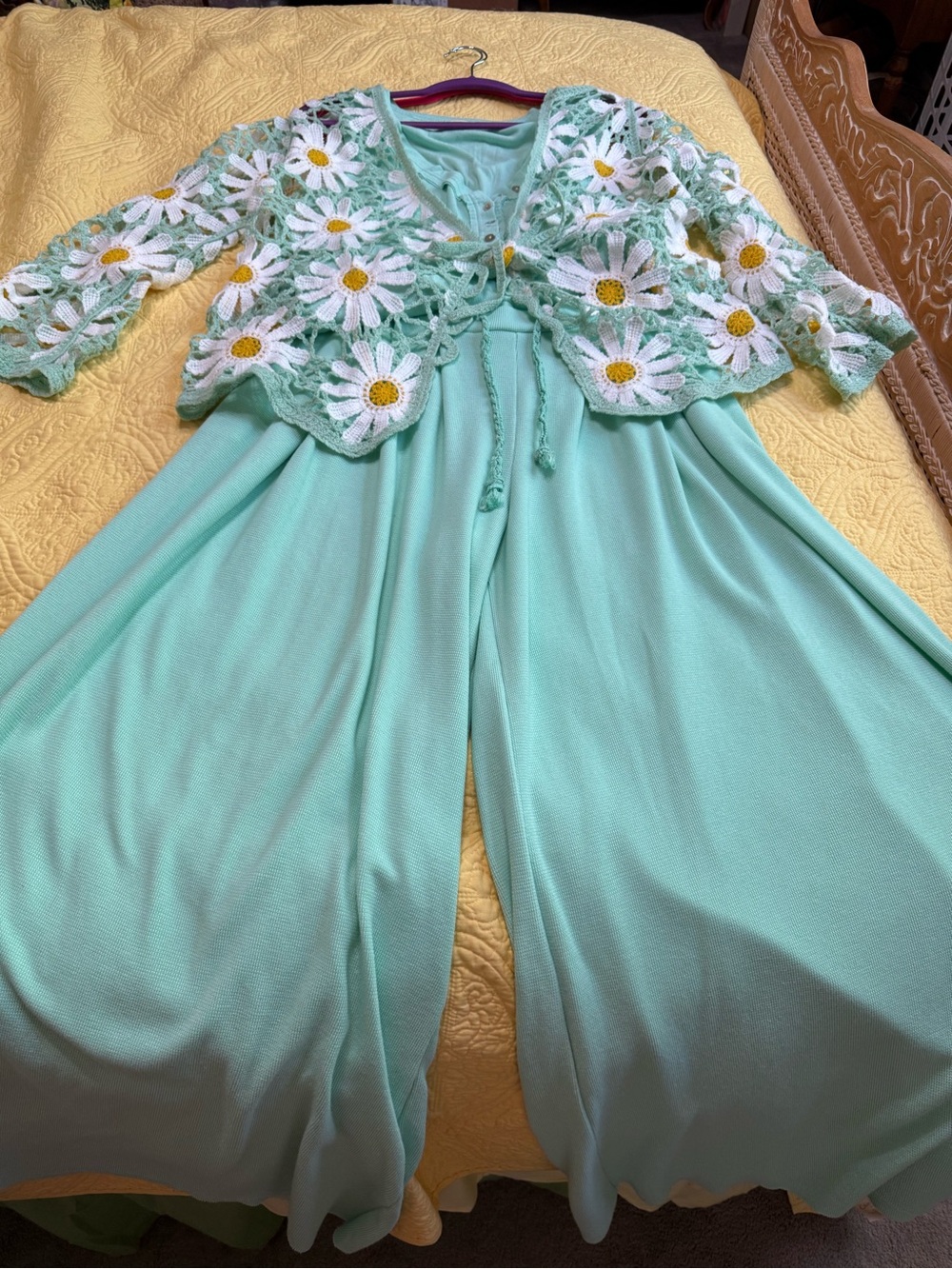H083 New Pol M Mint Green 3 Piece Set Top pp19-22 pants w17 Crochet Card. pp24